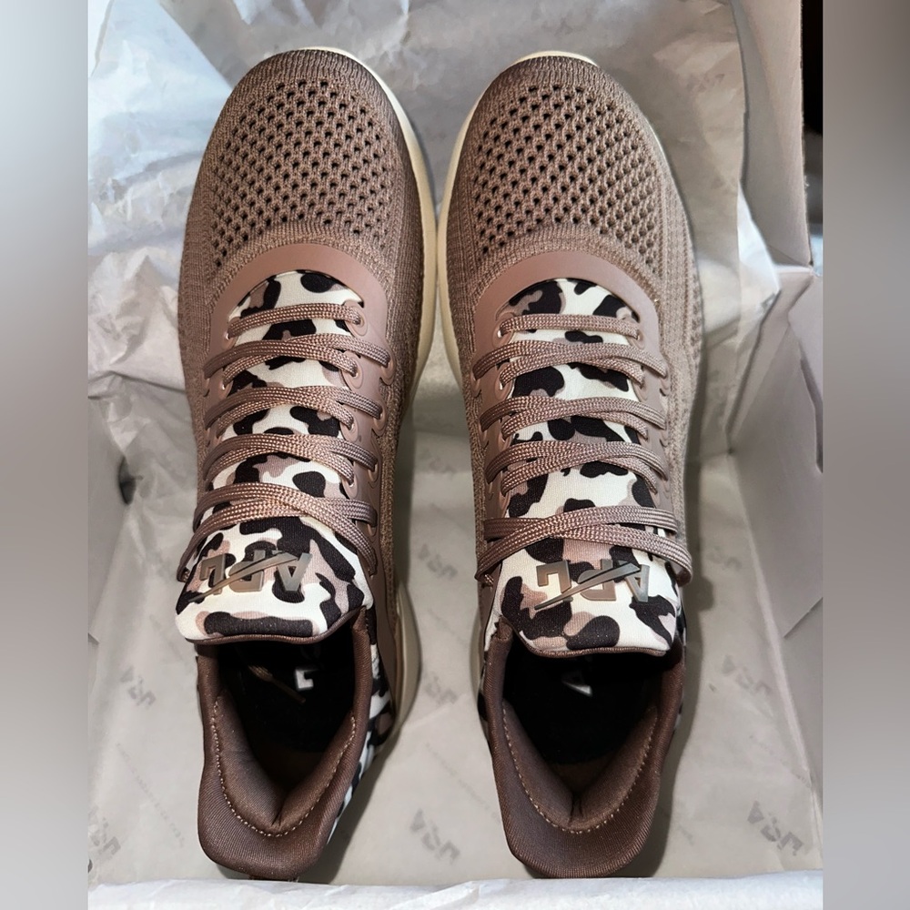 APL Women’s Techloom Tracer